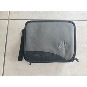 Official RDS Sony PlayStation Portable Deluxe Carrying Case